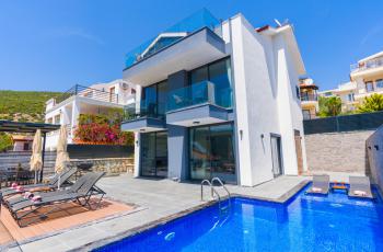 Villa Laoda, Deniz Manzaralı Villa