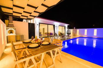Villa Gala 2 , Lüks Tatil Villası 