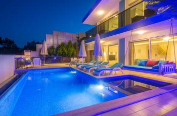 Villa Deniz, Muhafazakar Aile Villası