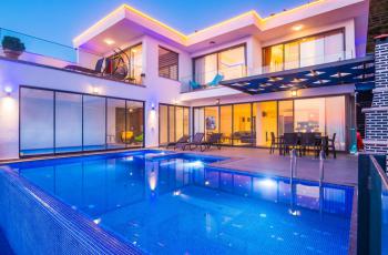 Villa Fantastik, Muhafazakar Jakuzili Tatil Villası