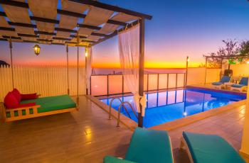 Villa Safir, Jakuzili, Korunaklı Havuzlu