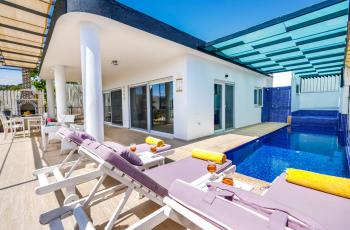 Villa Uğurlu, Muhafazakar Kiralık Villa