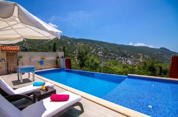 Villa Dia Deniz Manzaralı Balayı Villası