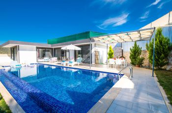 Villa Saha - Jakuzili & Doğa Manzaralı Muhafazakar Villa