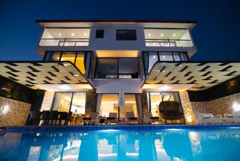 Villa İzo