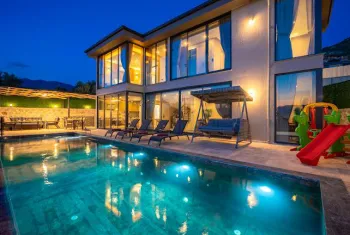 Villa Nur House 