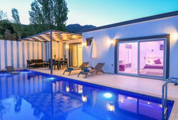 Villa Barış İkizce