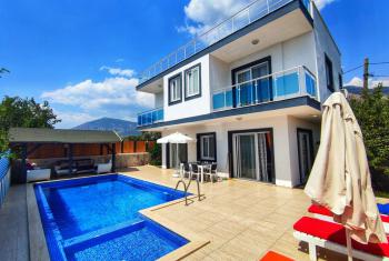 Villa Cemre Üzümlü