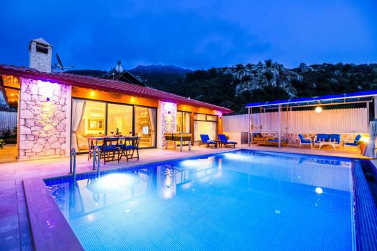 Villa Buse, Muhafazakar Balayı Villası