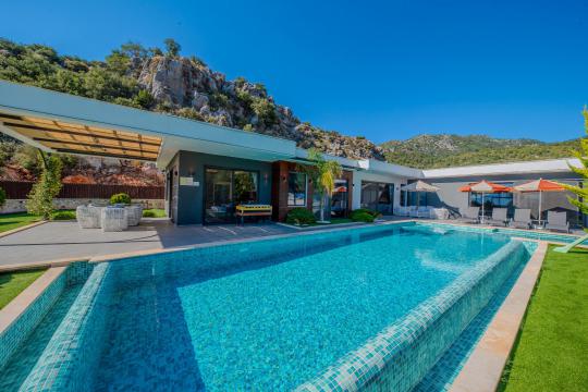 Villa Kırca, Kapalı Isıtmalı Havuzlu Tatil Villası