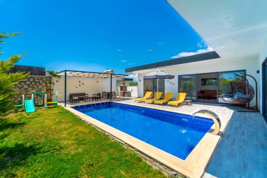 Villa Safa, Lüks Muhafazakar Villa