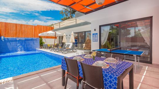 Villa Nar Çiçeği 2 - İslamlar'da Mahremiyet Odaklı Kiralık Villa